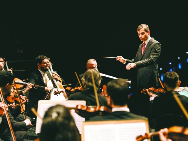 Maestro Paulo de Paula será regente em apresentação da Sinfônica