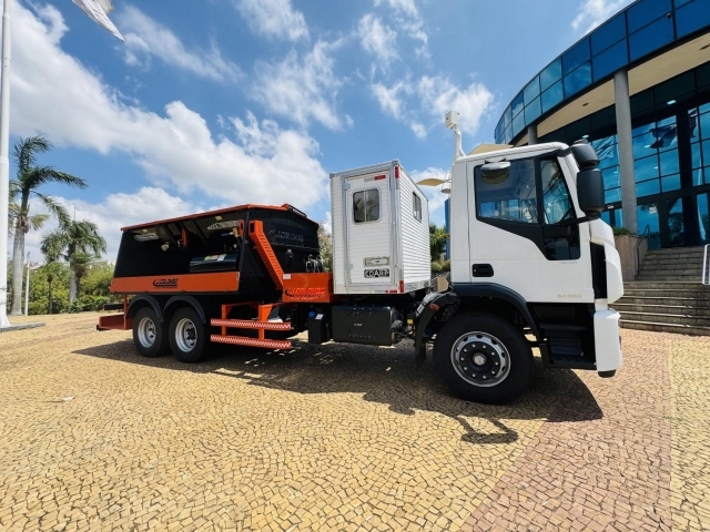 Novo equipamento possibilita o transporte da massa asfáltica, sem comprometer a temperatura do produto