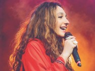 Sofia Brasil apresenta show com novidades em seu repertório