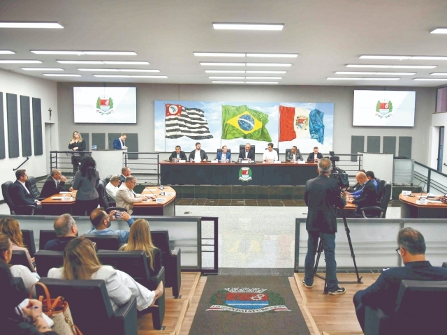 A reunião foi agendada pelo deputado federal Maurício Neves
