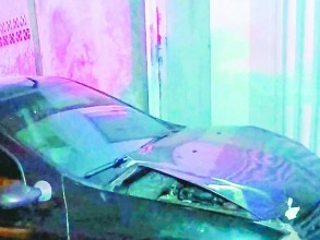 Homem é detido após colidir com portão de prédio público no Bairro Santa Cruz