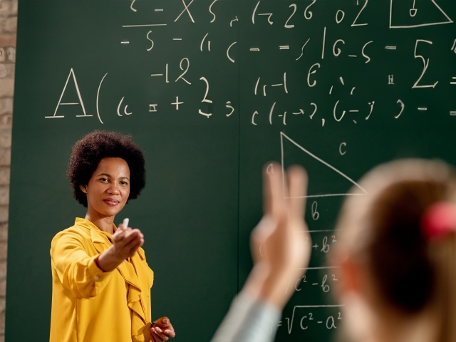 Fundamental celebrar aqueles na linha de frente da revolução educacional