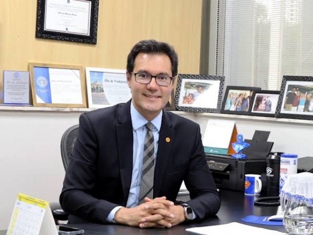 Deputado estadual Alex Madureira