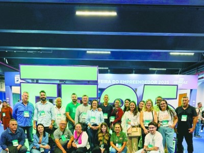 Prefeito Tato Bicudo visita a Feira do Empreendedor