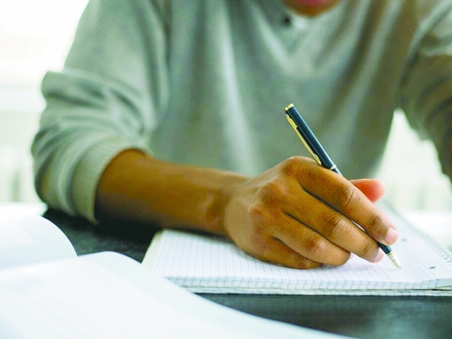 Projeto aprovado pela Câmara Municipal quer valorizar também a escrita entre estudantes