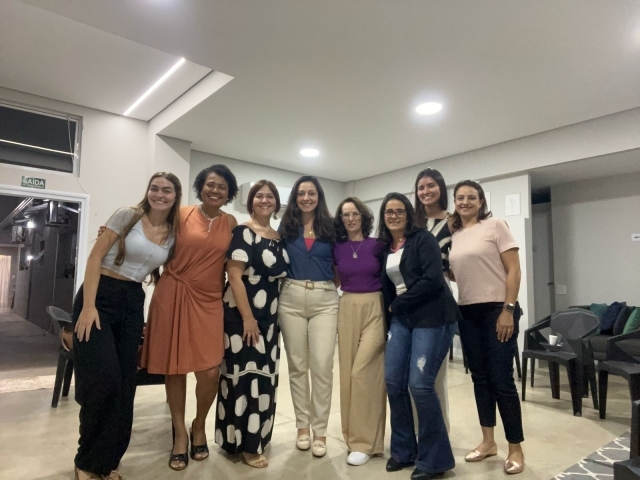 Reunião de equine no Tríade 