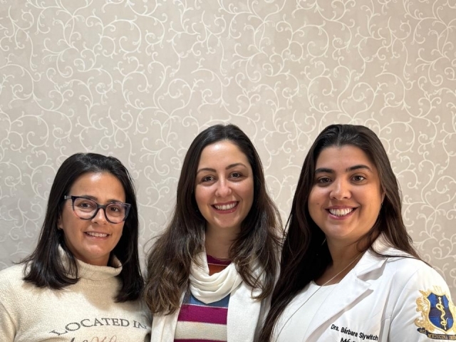 Carolina - nutricionista, Liliane e Bárbara – psiquiatra