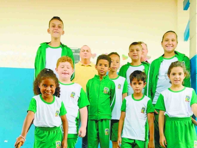 Prefeitura de Elias Fausto anuncia lançamento dos novos uniformes escolares da rede municipal