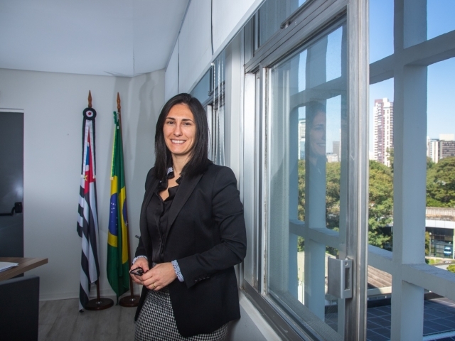 Secretária de Meio Ambiente, Infraestrutura e Logística do Estado de SP - Natália Resende