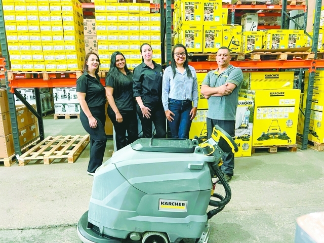 Equipe Atento e Antônio Marcos após o treinamento