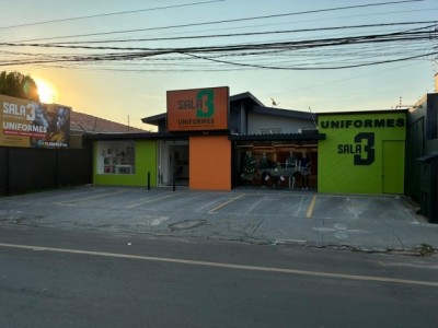 Sala 3 Uniformes abre novo espaço no Centro e expande sua linha de produtos