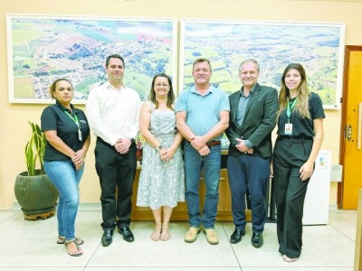 Elias Fausto firma convênio com a Receita Federal e terá Posto de Atendimento no município