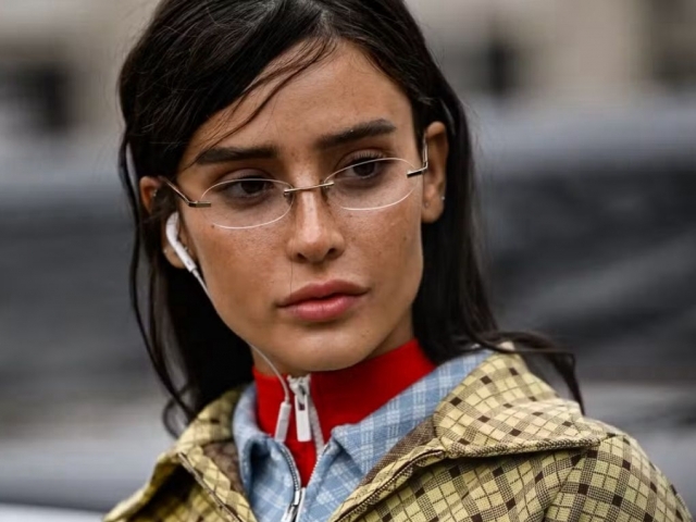 Tendência de óculos para 2026 chegam com o brilho do verão