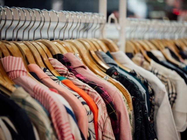 Roupas e calçados lideram com 63% da preferência