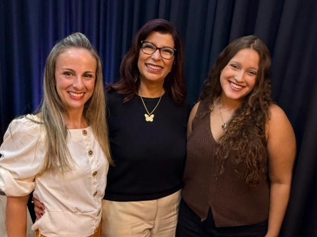 Flávia Girardi, Ines Martins e Gabi Domingues