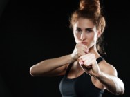 Secretaria de Esportes promove aulas de Defesa Pessoal para mulheres aos sábados