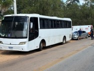 Motorista passa mal e bate na traseira de ônibus em Indaiatuba
