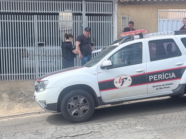 Óbito suspeito é registrado em residência