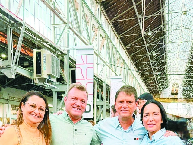 A entrega do veículo ocorreu durante o evento Caravana 3D