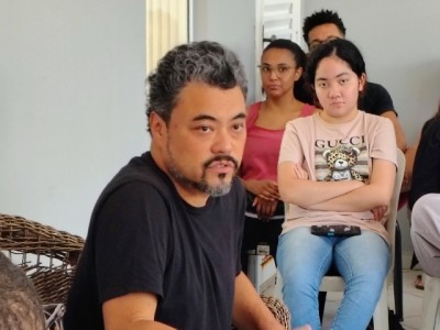 Casa Hub recebe lançamento de livro de Leonardo Sakamoto e debate os desafios do futuro do trabalho