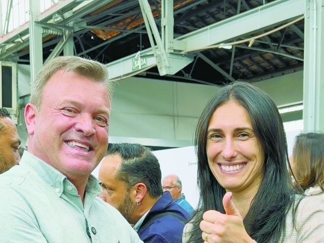 Natália Resende participará da entrega oficial da máquina na cidade