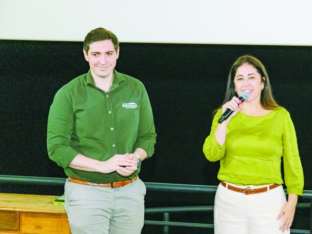 Renato Machado e Thayse Maia apresentam projeto do Outback