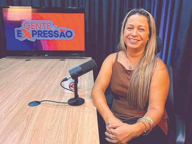 Liliana Fernandes em entrevista para o podcast Gente de Expressão