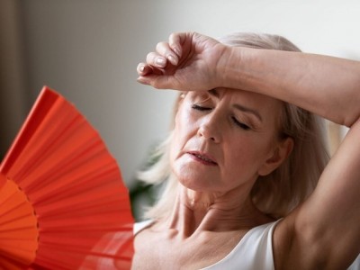 Reposição hormonal na menopausa abre debate sobre uso indiscriminado de testosterona