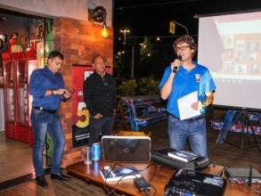 Com apoio do InovaEduK, Pint of Science  transforma bares de Indaiatuba em espaços de ciência