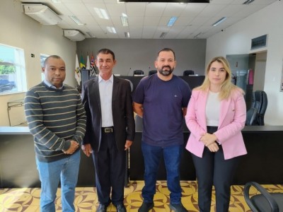 Ketlen Vieira assume como nova presidente da Câmara de Elias Fausto