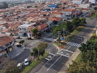 Secretaria de Mobilidade Urbana implanta semáforo no Jardim Adriana