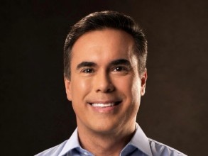 Denis Andia oficializa candidatura a deputado federal  