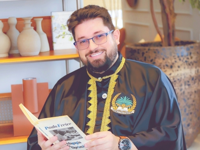 Éliton Meireles é diretor Educacional da Amado Maker