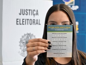 Eleições 2026: ordem de votação está na colinha eleitoral; veja como baixar