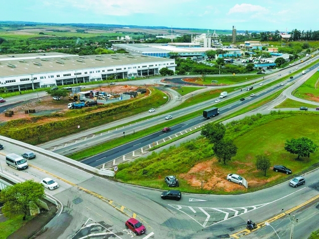  a reorganização viária deve beneficiar diretamente os moradores dos bairros do entorno, os colaboradores do polo industrial e comercial da região, os usuários do terminal e as empresas locais
