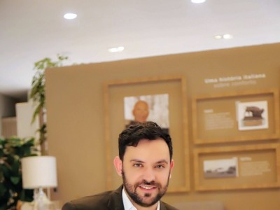 O FUTURO PERTENCE A QUEM ENXERGA OPORTUNIDADES
