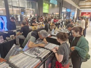 Feira de Discos movimenta o Plaza Shopping Itu neste sábado, dia 03