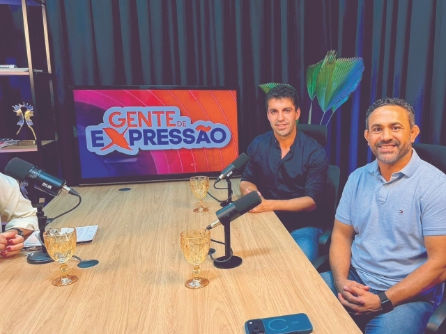 Toco e Willian em entrevista para o podcast Gente de Expressão 