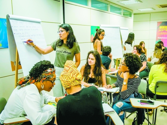 A oficina tem como proposta incentivar o desenvolvimento pessoal e profissional
